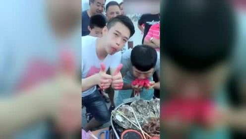 kk 吃瓜群众,揭秘吃瓜群众的狂欢盛宴